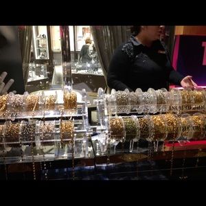 Meet your Posher, Denice